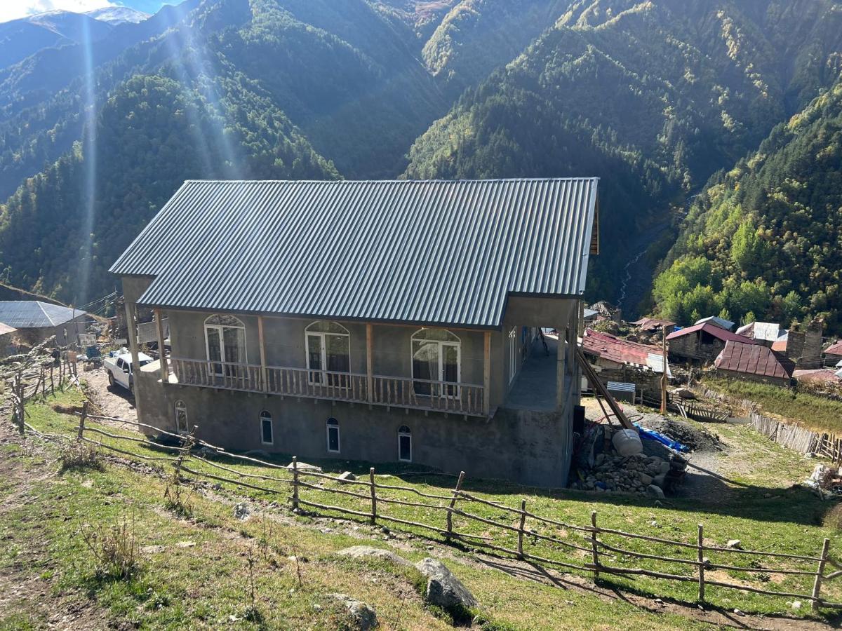 Guesthouse Ellie- Elisabeth Adishi Exterior foto